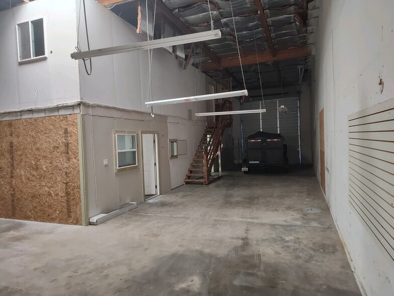 More Photos Of 1018 Shary Cir, Concord Warehouse For Lease