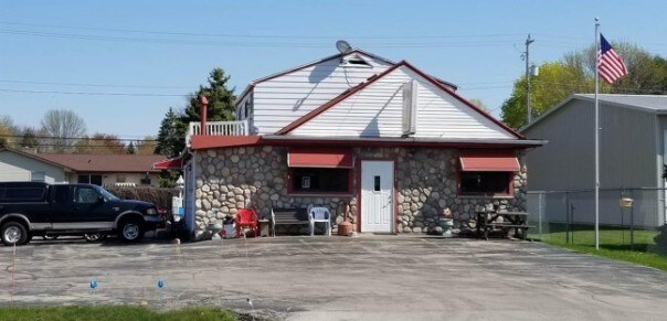 Primary Photo Of 726 Valley Rd, Menasha Bar For Sale