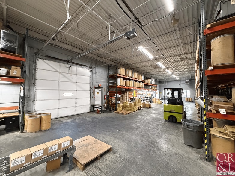 More Photos Of 815 N Mountain Rd, Newington Manufacturing For Sale