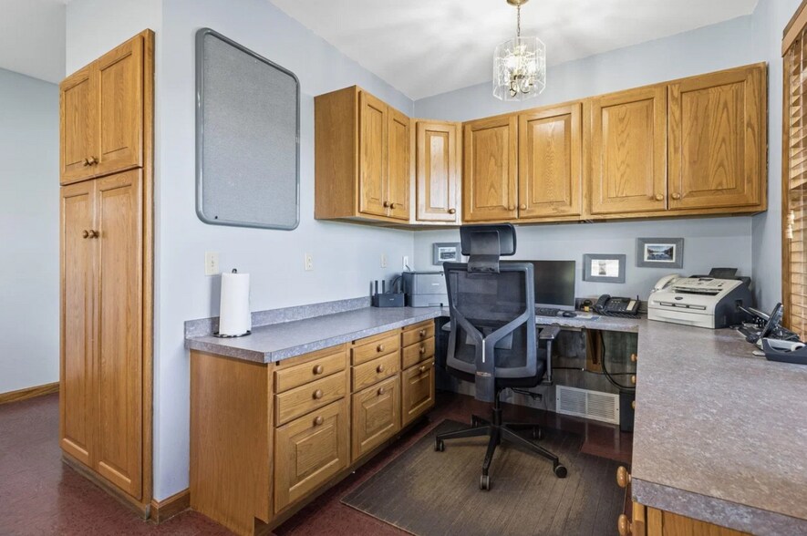 More Photos Of 5962 New York 812, Ogdensburg Medical For Sale