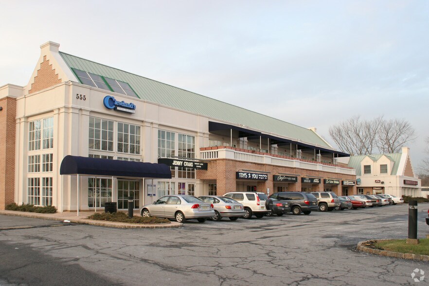 More Photos Of 555 Passaic Ave, West Caldwell Storefront Retail Office For Lease