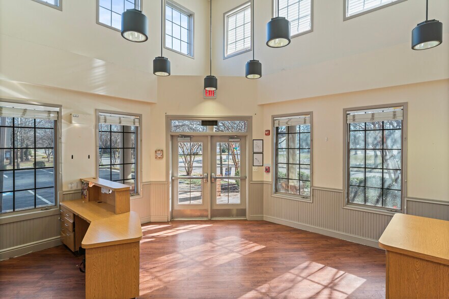 More Photos Of 42851 Smallwood Ter, Chantilly Daycare Center For Sale
