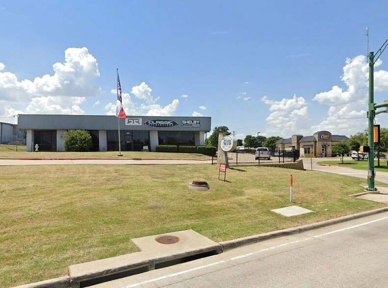 More Photos Of 3151 Justin Rd, Flower Mound Warehouse For Sale