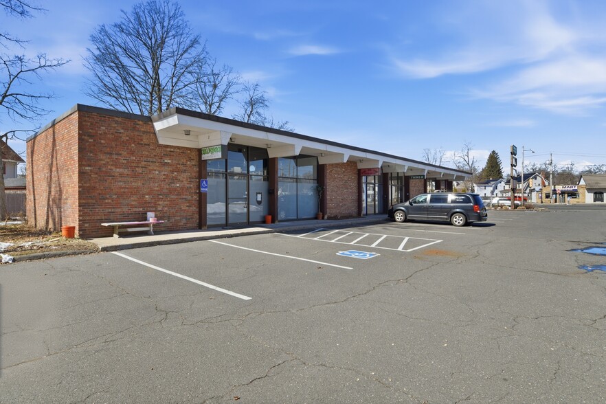 More Photos Of 1399 Westfield St, West Springfield Storefront Retail Office For Lease