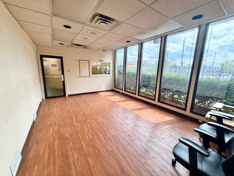 More Photos Of 853-855 Grove St. st, Irvington Healthcare For Lease
