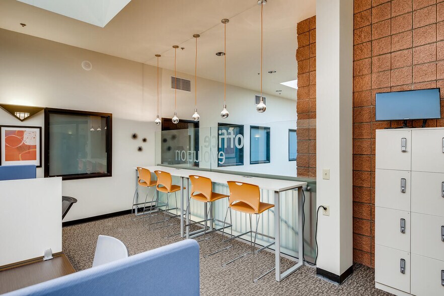 More Photos Of 9233 Park Meadows Dr, Lone Tree General Retail For Lease