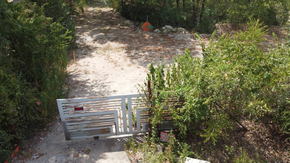 More Photos Of 7330 Fairport Rd, Dallas Land For Sale