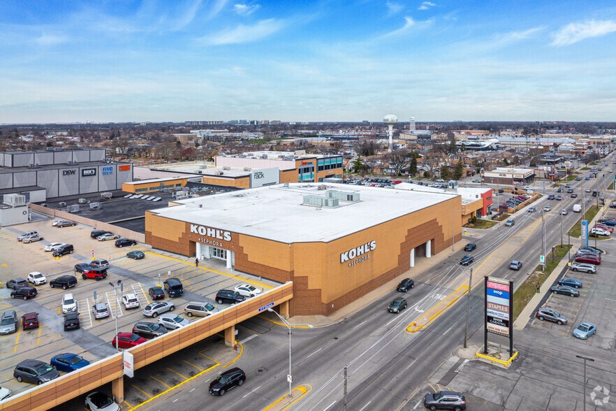 More Photos Of 4104 N Harlem Ave, Norridge Unknown For Lease