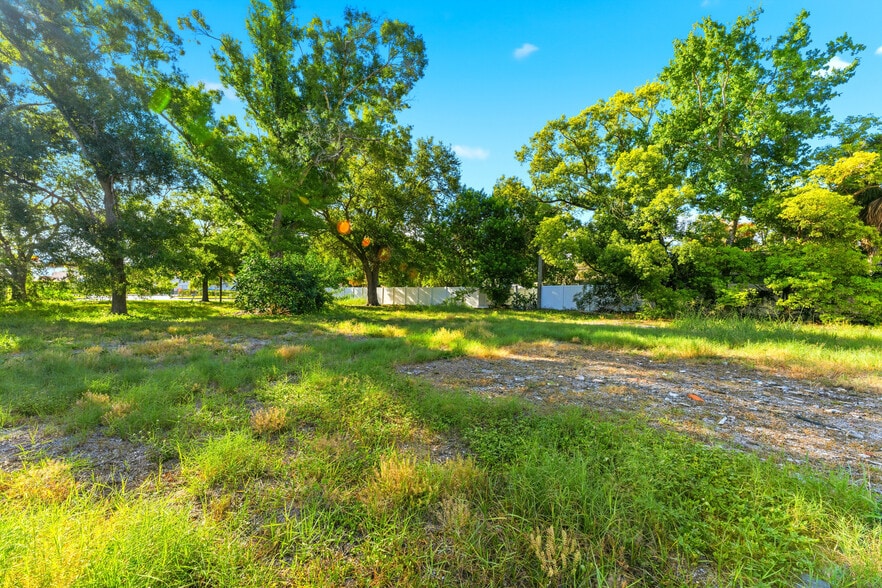 More Photos Of 2205 52nd St S, Gulfport Land For Sale