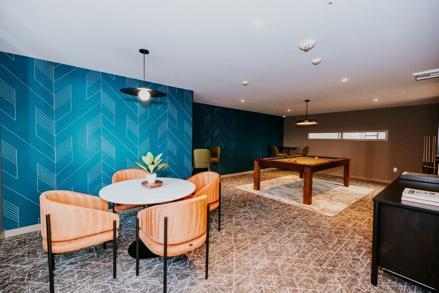 More Photos Of 132 NE 145th St, Shoreline Apartments For Lease