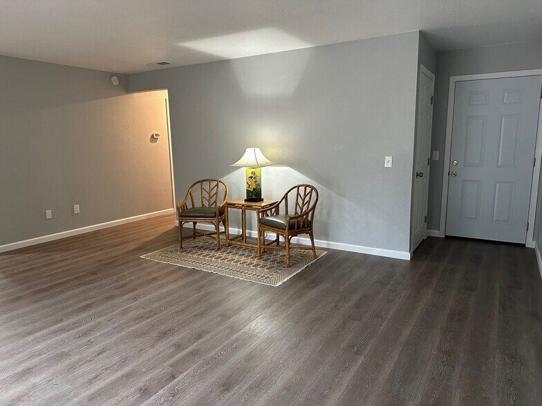 More Photos Of 200 Pine St, Auburn Apartments For Sale