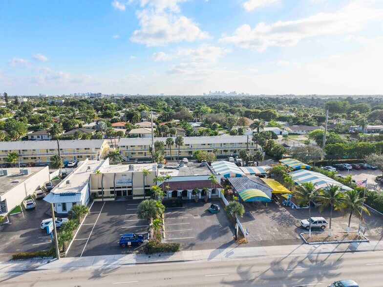 More Photos Of 1730 E Commercial Blvd, Fort Lauderdale Medical For Sale