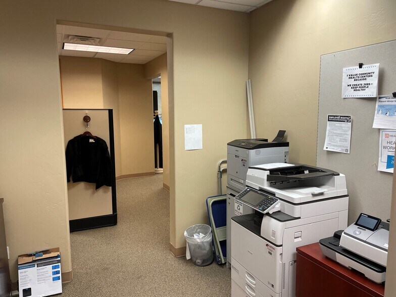 More Photos Of 2700 Gilstrap Ct, Glenwood Springs Office For Lease