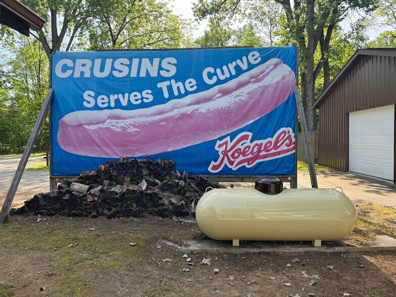 More Photos Of 482 N Sage Lake Rd, Hale Freestanding For Sale