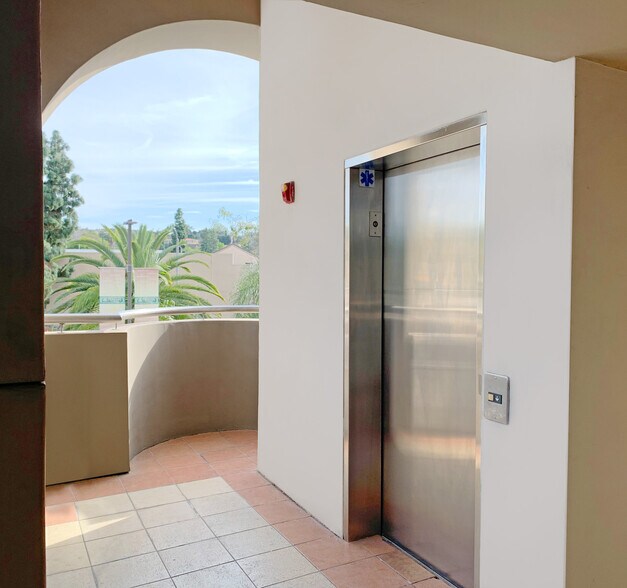 More Photos Of 1569 S Fairway Dr, Walnut Unknown For Lease