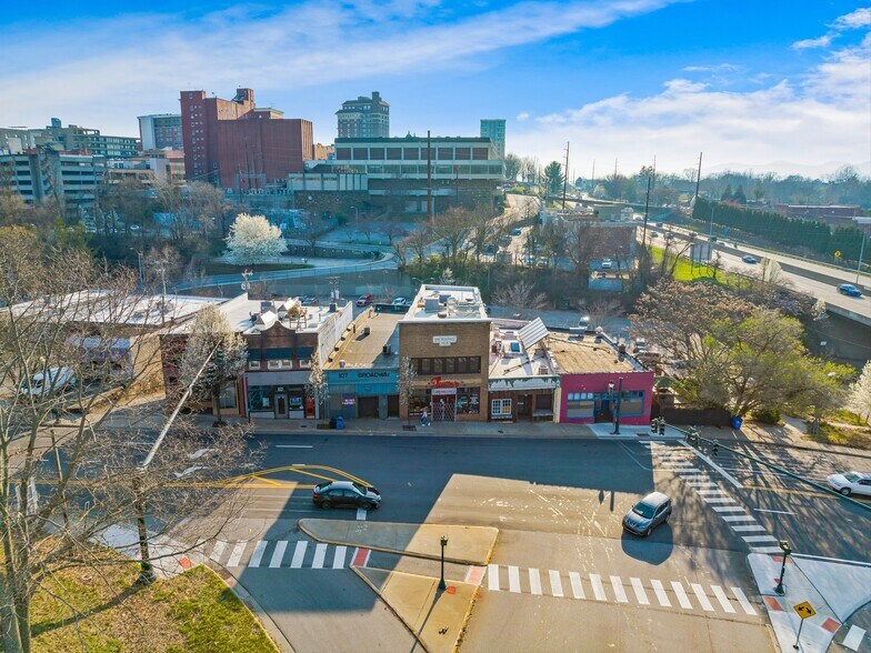 More Photos Of 114 N Lexington Ave, Asheville Restaurant For Sale