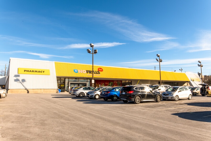 More Photos Of 1448-1450 Lawrence Ave E, Toronto Unknown For Lease