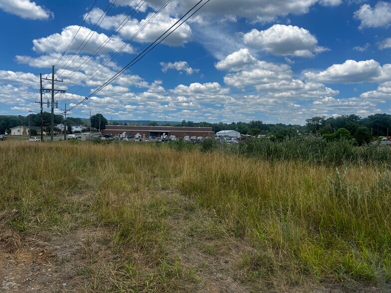 More Photos Of Tavern, Martinsburg Land For Sale