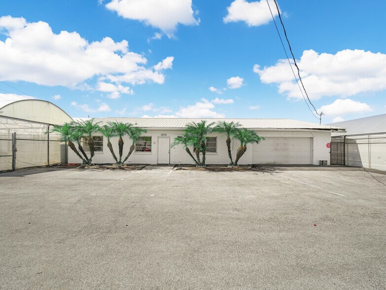 More Photos Of 16110 US 27, Lake Wales Light Distribution For Lease