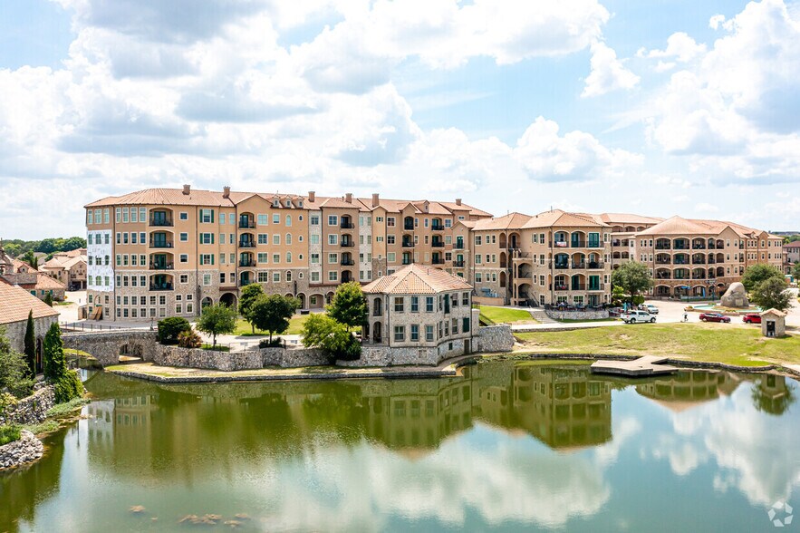 More Photos Of 6675 Mediterranean Dr, McKinney Restaurant For Sale