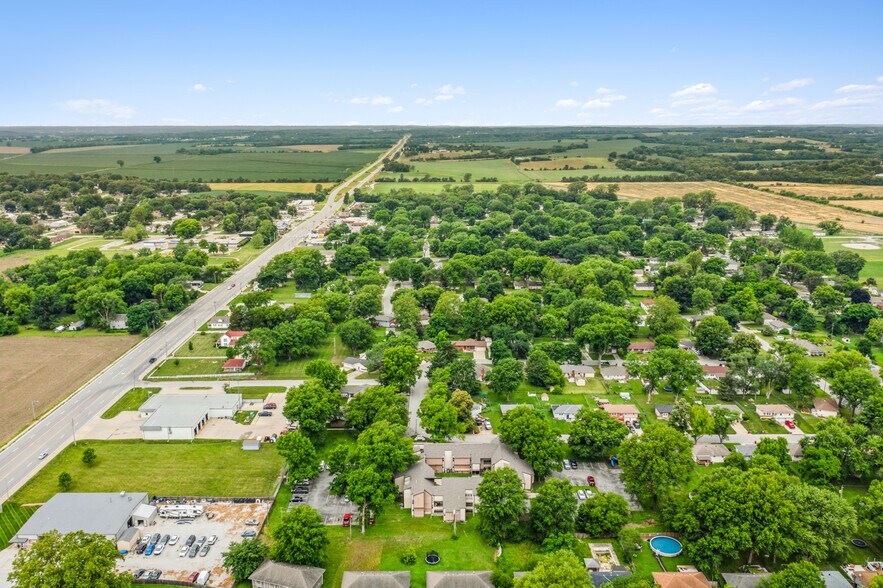 More Photos Of 103 N Lee St, Buckner Multifamily For Sale