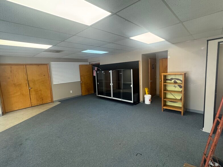 More Photos Of 6399 Haines Rd, Saint Petersburg Freestanding For Lease