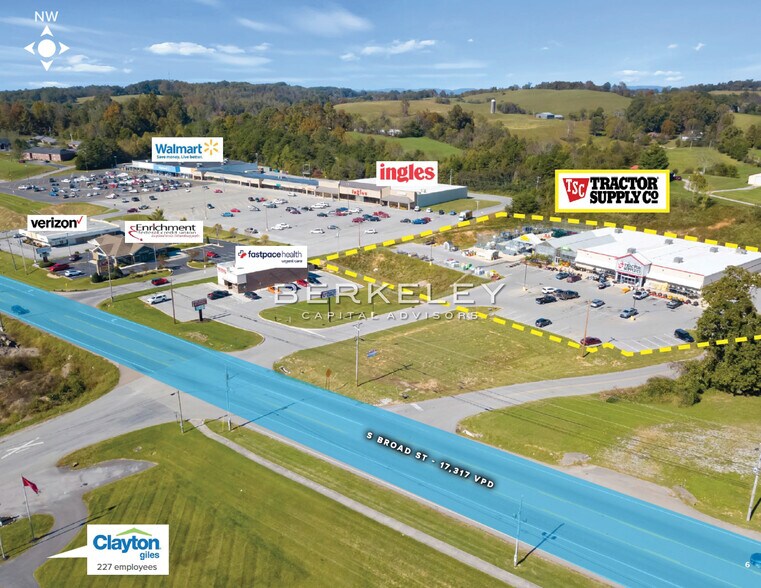 More Photos Of 400 S Broad St, New Tazewell Freestanding For Sale