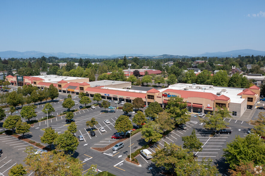 Primary Photo Of 400-660 NW Eastman Pky, Gresham General Retail For Lease