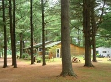 Primary Photo Of N6187 County Road G, Mauston Hotel For Sale