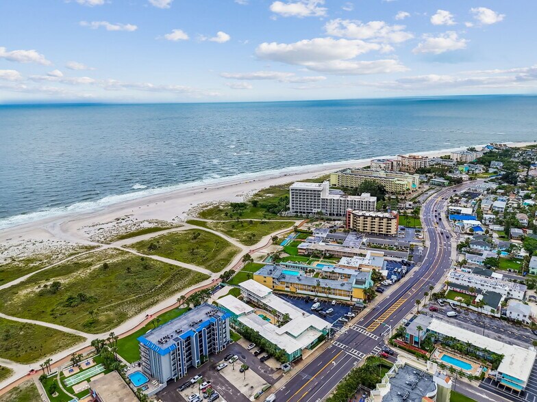 More Photos Of 11730 Gulf Blvd, Treasure Island Apartments For Sale