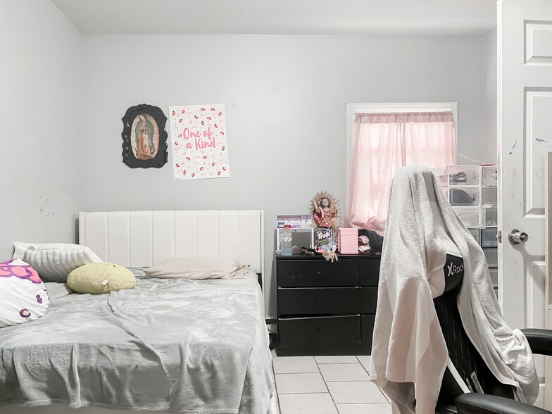 More Photos Of 72 1/2 Henry Ave, Newburgh Apartments For Sale