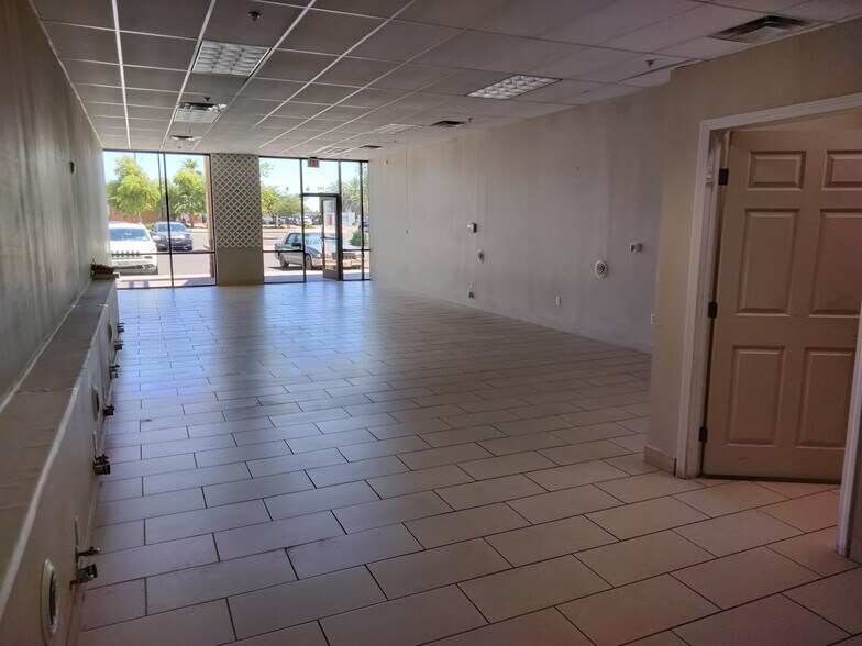 More Photos Of W Glendale Ave @ N 67th Ave, Glendale Unknown For Lease