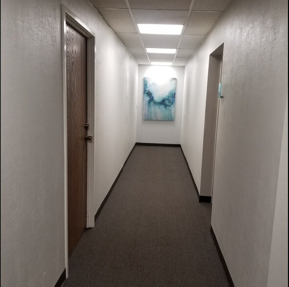 More Photos Of 4068 Mt Royal Blvd, Allison Park Medical For Lease