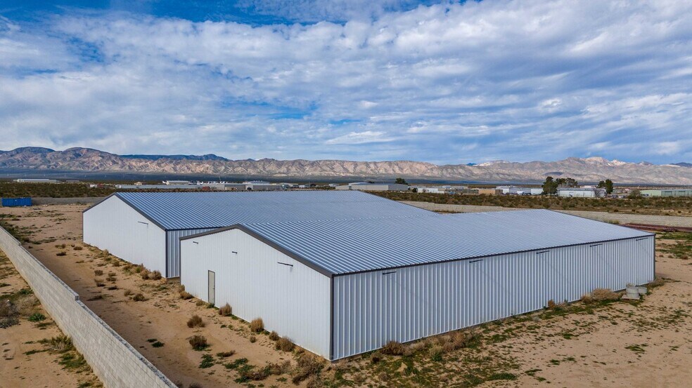 More Photos Of 22245 Mitchell Blvd, California City Warehouse For Lease