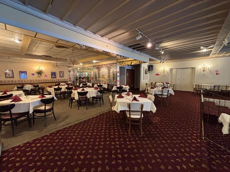 More Photos Of 17089 Boot Jack Rd, Ridgway Hotel For Sale