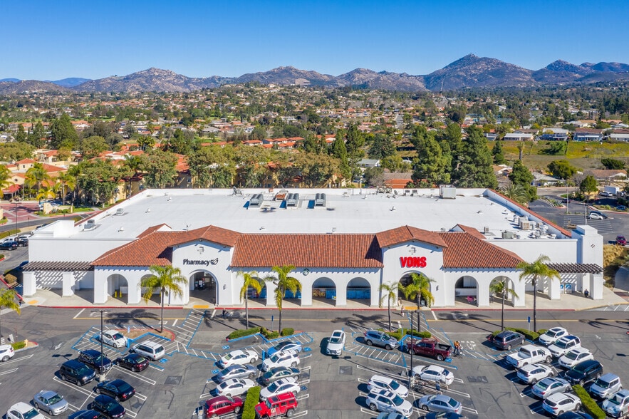 More Photos Of 11986 Bernardo Plaza Dr, San Diego Unknown For Lease