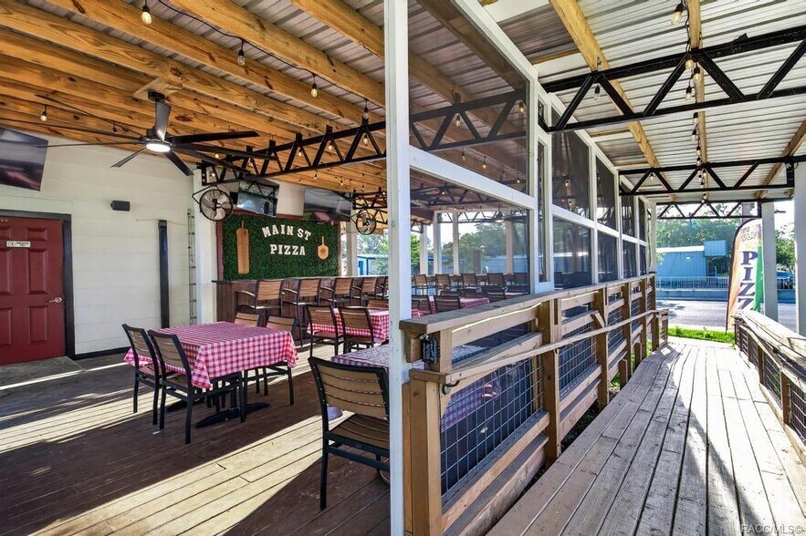 More Photos Of 125 N Main St, Hastings Restaurant For Sale