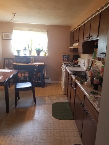 More Photos Of 9 Marvin St, Deposit Apartments For Sale