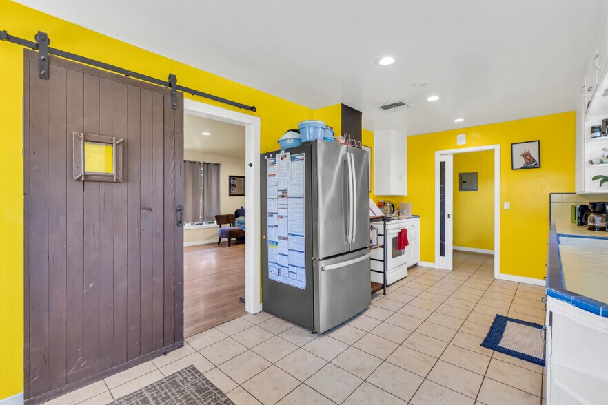 More Photos Of 9455 E Stockton Blvd, Elk Grove Specialty For Sale