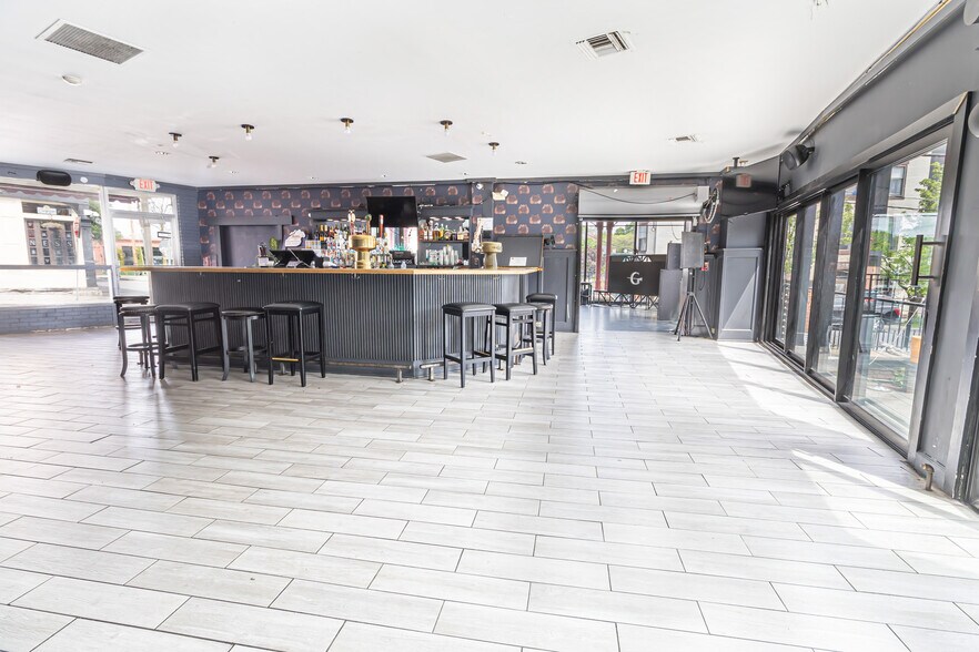 More Photos Of 16-20 Caroline St, Saratoga Springs Restaurant For Sale