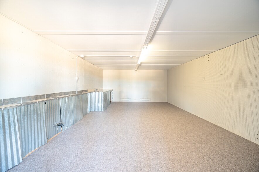 More Photos Of 17602 Highway 145, Dolores Warehouse For Sale
