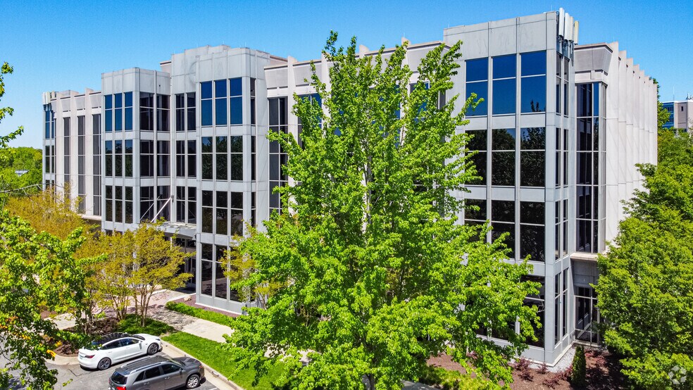 More Photos Of 7501 Boulder View Dr, North Chesterfield Unknown For Lease