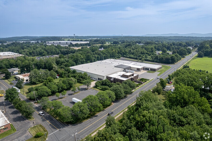 More Photos Of 215 Moody Rd, Enfield Manufacturing For Lease