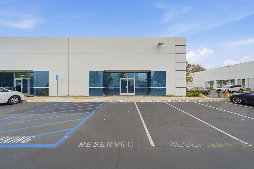 More Photos Of 3512 Lake Center Dr, Santa Ana Warehouse For Sale