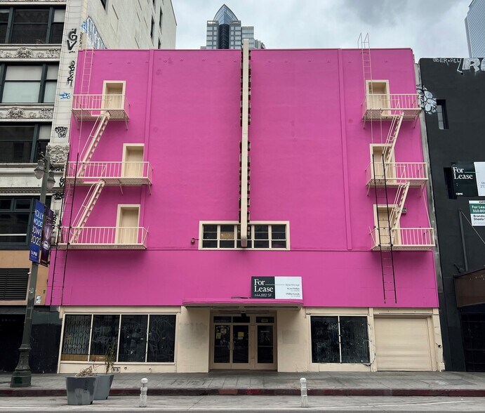 More Photos Of 445 S Broadway, Los Angeles Storefront Retail Office For Lease