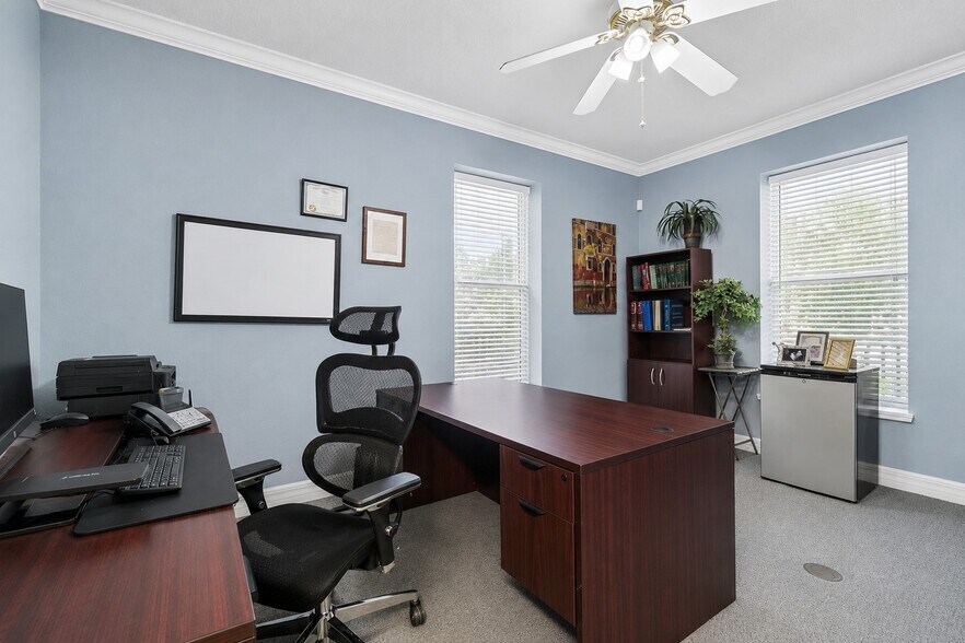 More Photos Of 402 E 7th Ave, Tampa Office For Sale