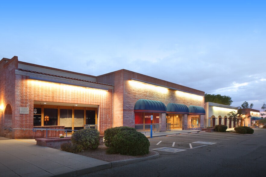 More Photos Of 8800-9165 E Tanque Verde Rd, Tucson Storefront For Sale