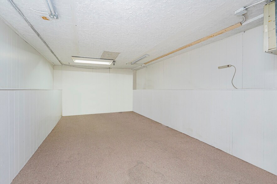 More Photos Of 6412 18th Ave, Brooklyn Storefront Retail Residential For Lease