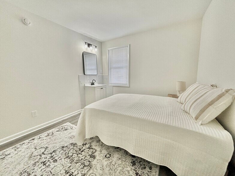 More Photos Of 148 Benham Rd, Groton Apartments For Sale