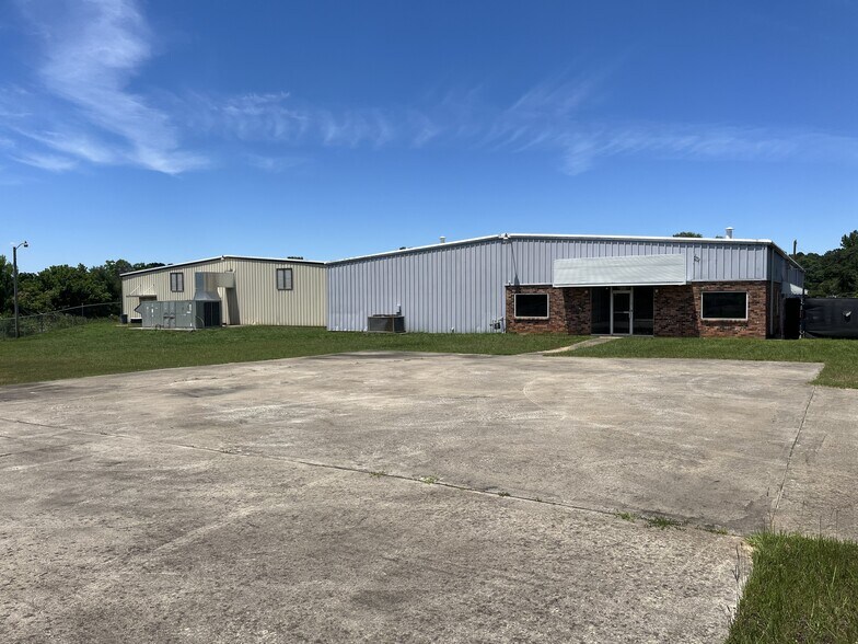 Primary Photo Of 135 Kelly Rd, Union Industrial For Sale